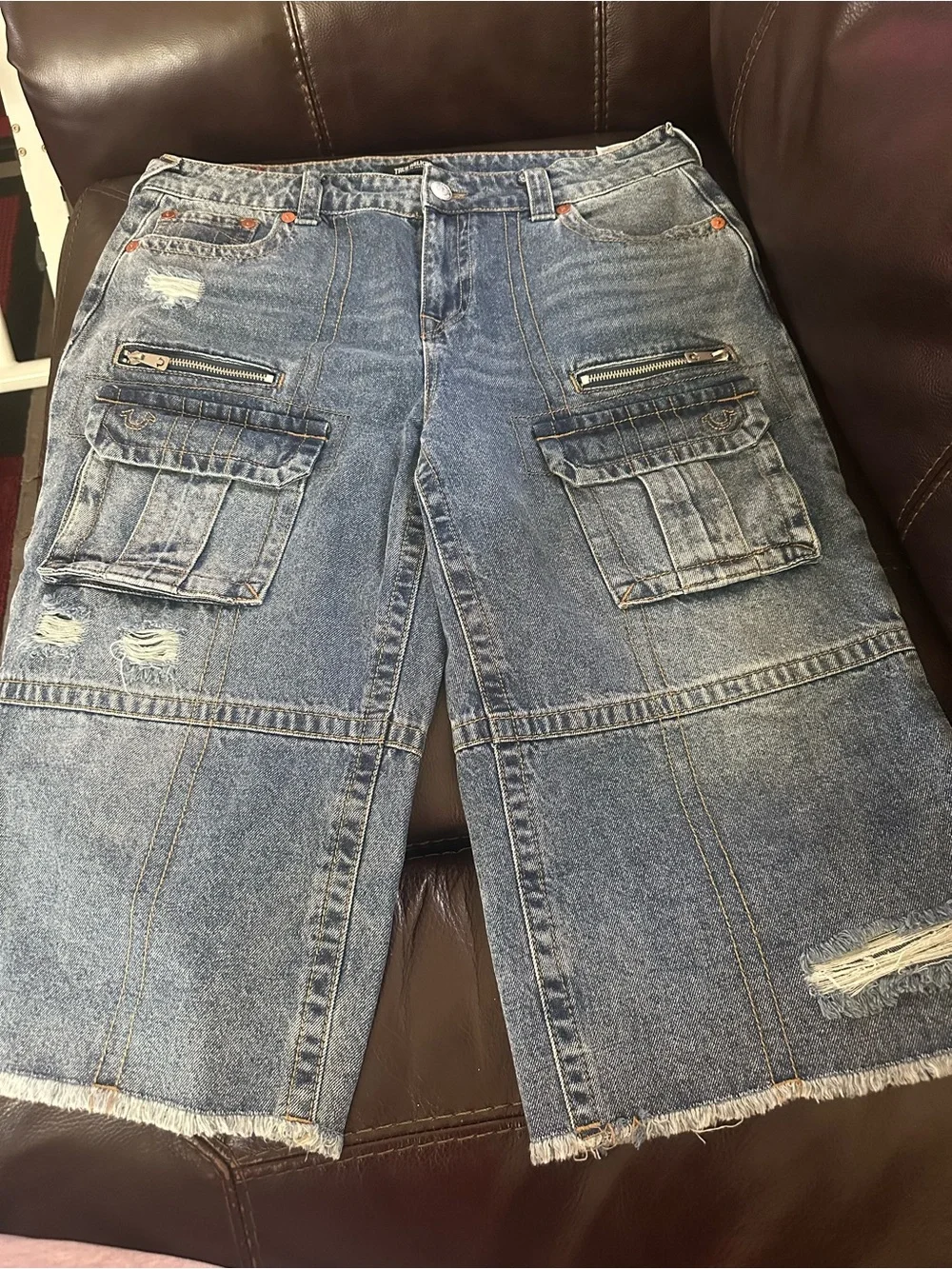True Religion Women's Distressed Blue Cargo Jean Shorts - Picture 5 of 6